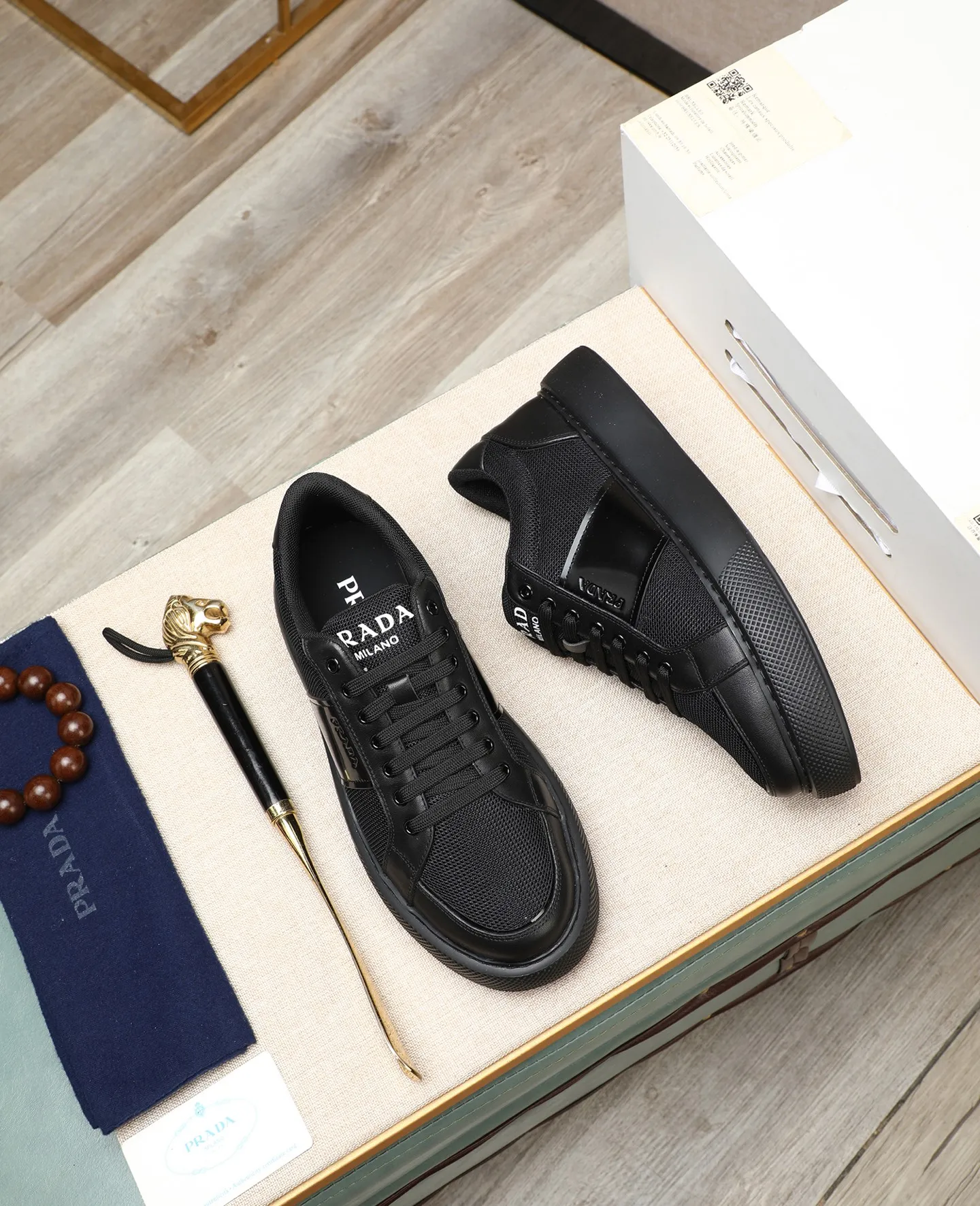 Men's shoes 💰580 [PRADA] Prada - High-end quality original order - Upper: 🔝 silk calfskin, brand canvas cloth, brand metal fasteners - Lining: mesh, foot pads; top-grade cowhide - Outsole: ultra-light TPU foam; molded outsole - Ultra-high quality control·Fine workmanship: highlighted (high-end·luxury·grade) -Size: 38-44 (45 can be customized) Wang